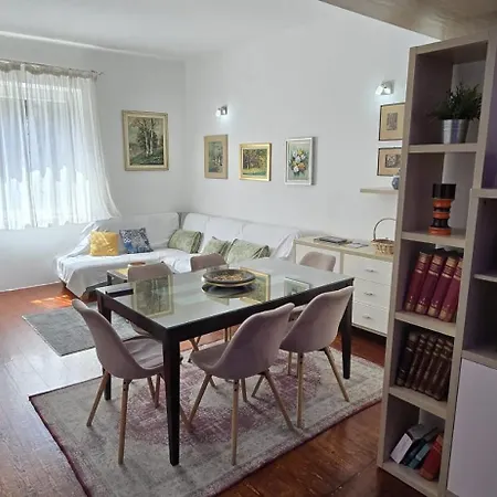 Διαμέρισμα Tea *